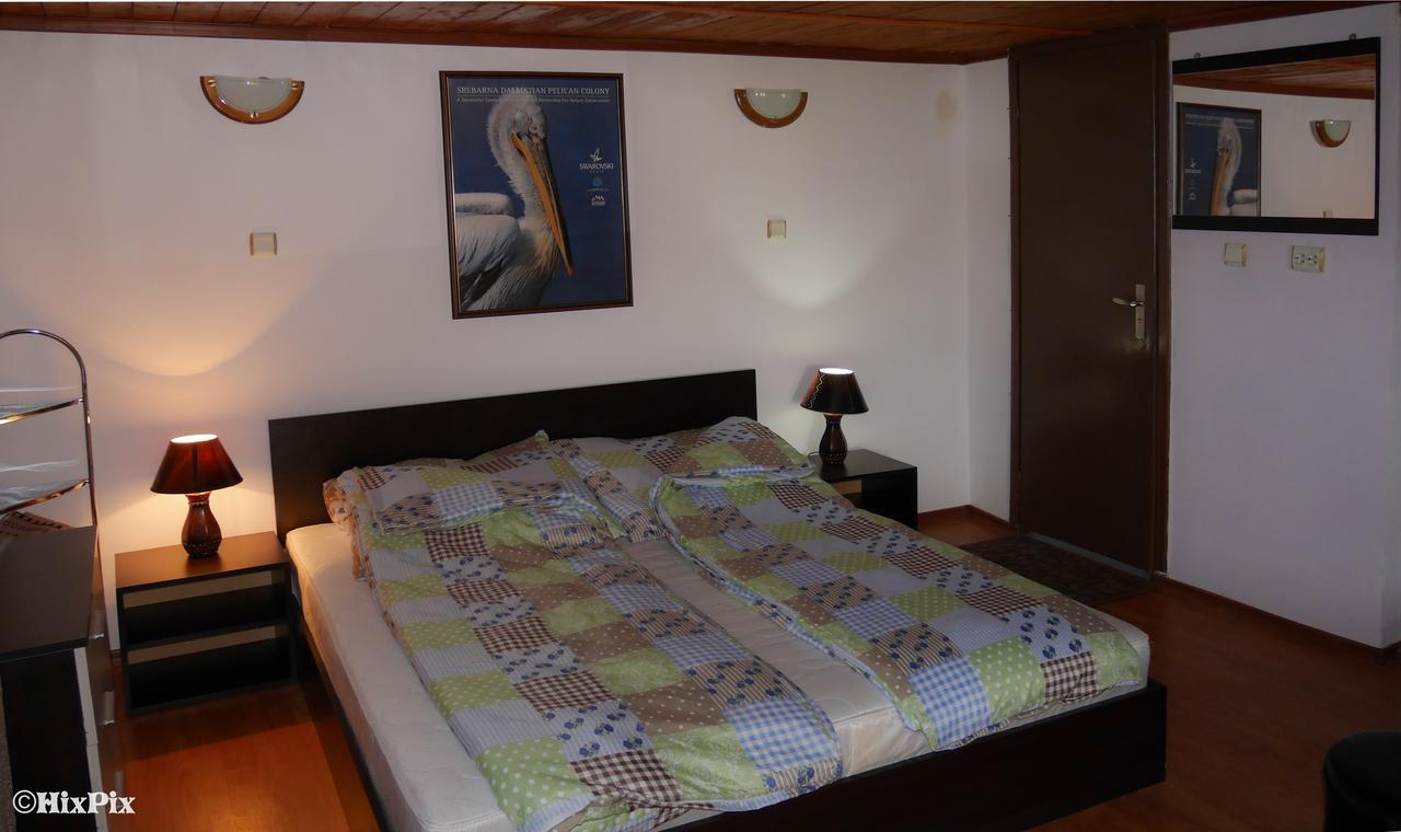 Srebarna Lakeview Apartments Srebŭrna Стая снимка